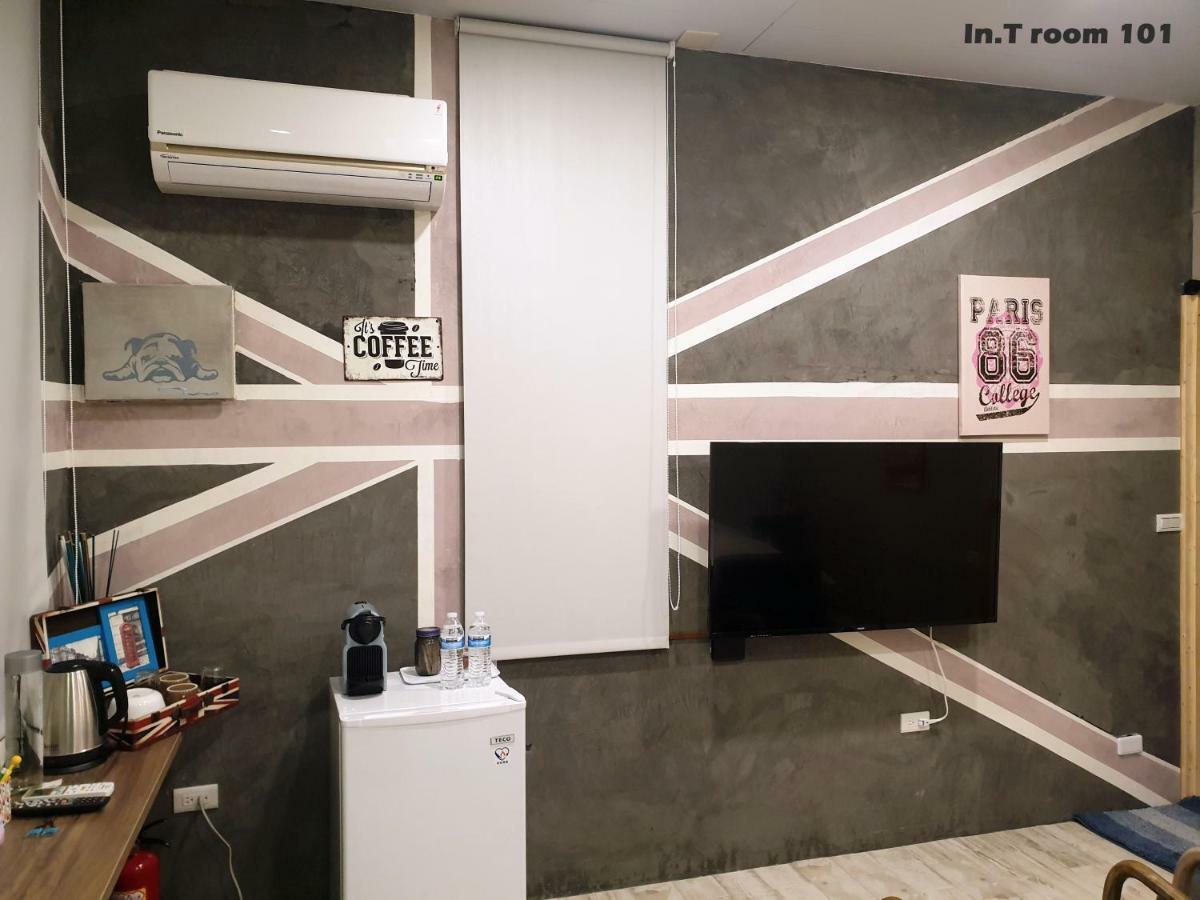 In.T Apartment Tainan Bagian luar foto