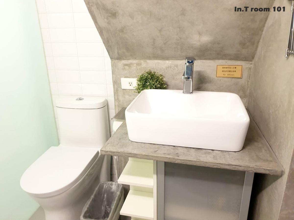 In.T Apartment Tainan Bagian luar foto