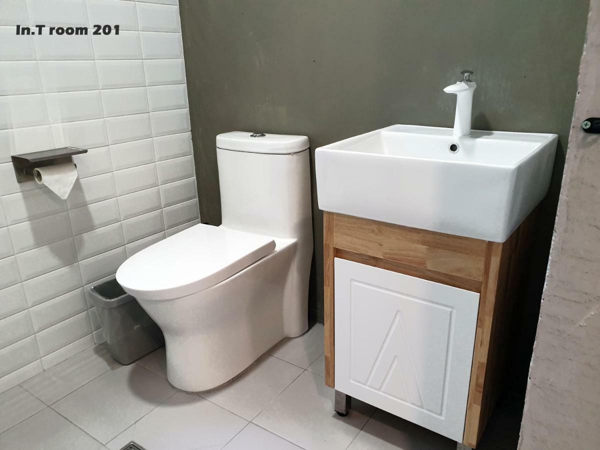 In.T Apartment Tainan Bagian luar foto